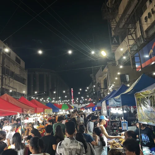 Crowds gathered up in the street of Colon for the night market